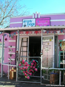 funky, cheerful, fun entrance to tinseltown and simply bags:)