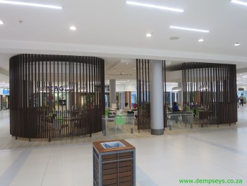fabulous space at 6th avenue shopping centre
