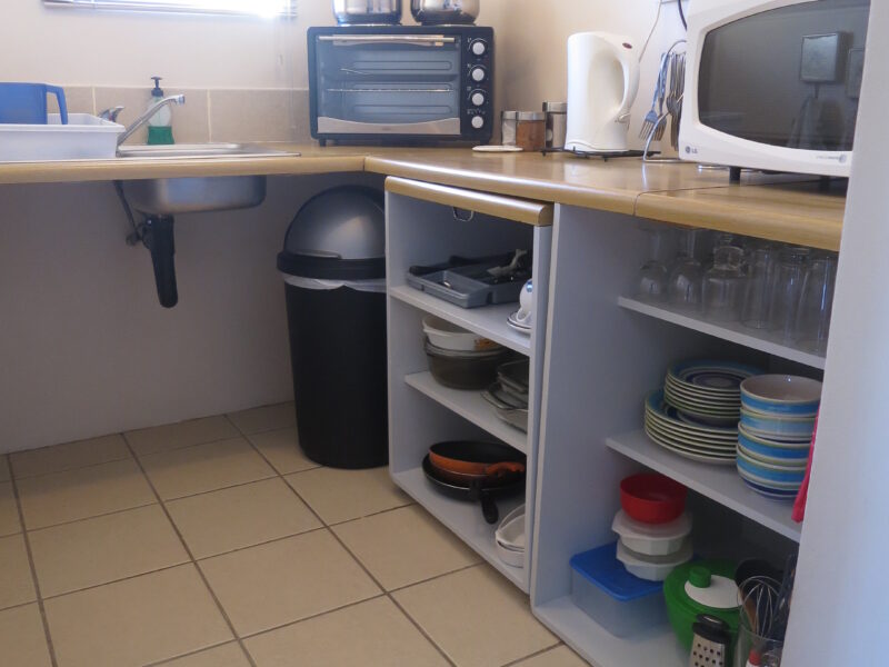 small yet well-equipped kitchenette, family room no.2
