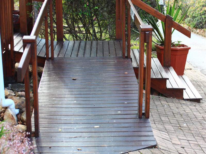 accessible wheelchair ramp from car park to family room no.2