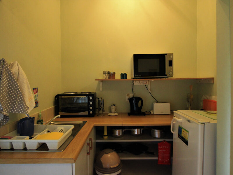 well-equipped kitchenette, family room no.1