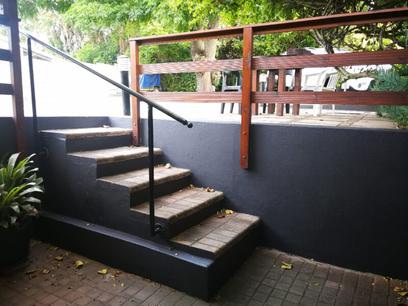 stairs leading to twin room no. 4. one step into the room, no stairs inside the room.